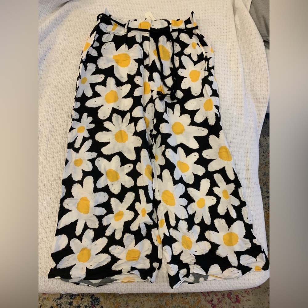 NWT Farm Rio - Daisy High Waisted Wide Leg Pants - Size L